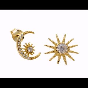 “SolLuna” Gold simple pretty earrings🤍